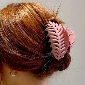 NEW Light Pink Tropical Palm Leaf Hair Claw Clip Non-slip Strong Hold Updo Pony